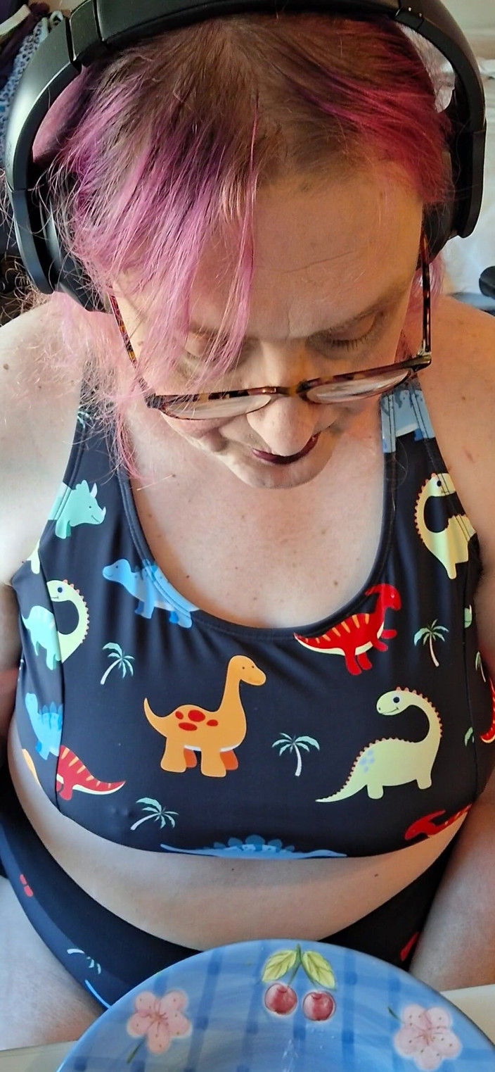Princess Udders: Dinosaur Girl Eats Breakfast!