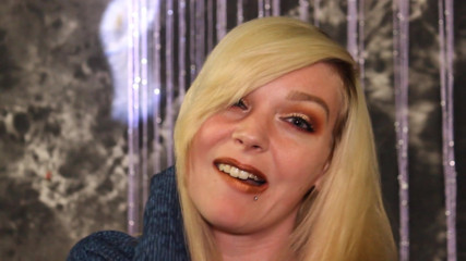GamerGirlRoxy: Leche en mis labios metálicos: seis cargas