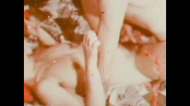 Vintage megastore: Шлюха с её горячими извращенцами