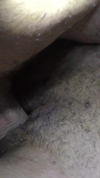 Чорношкіра повія любить великий білий член