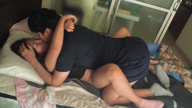 Moo DBOXXX: Meine 18-jährige christliche freundin besamt, ihr freund weiß nichts