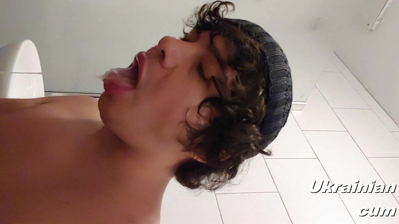 LeoTeenLatinos: Tu novio ama los gemelos ucranianos más que te ama - "Yanek...