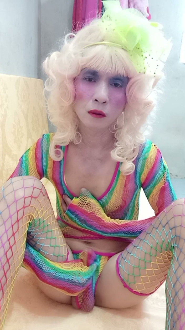 nguyen dang thien tri: Oanh Le Transgender Memakai Swafoto Lucah Pakaian Seksi Ke Atas