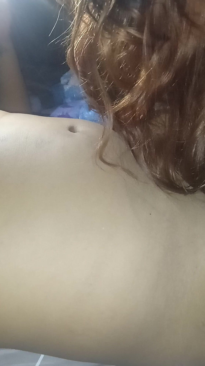 Eatrella j: B. Sau bữa tiệc bú và làm tình với mason