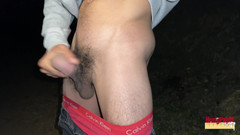 Hung Papi: 大鸡巴拉丁大鸡巴twink单人撸管射在户外抓到杰金