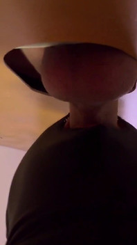 Cookie & Cream - Gerade 18 Geworden Am Gloryhole