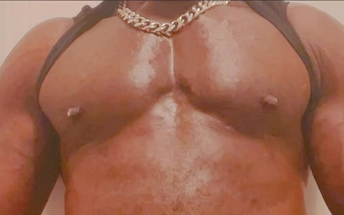 Black mature kinky muscle: Duży klatka piersiowa czarny mięsień ojczym sikora i kutas grać