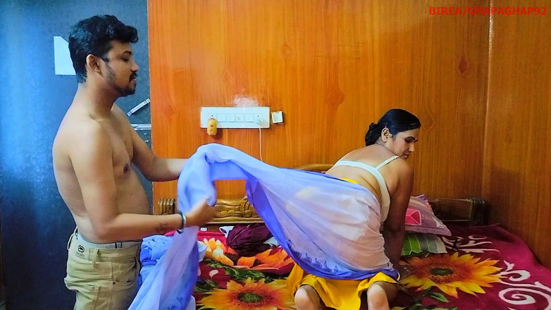 BIREA: घर पर अकेली नानी होने पर ग्रांड देसी चोदचूड़ी के साथ कामुक चुदाई.