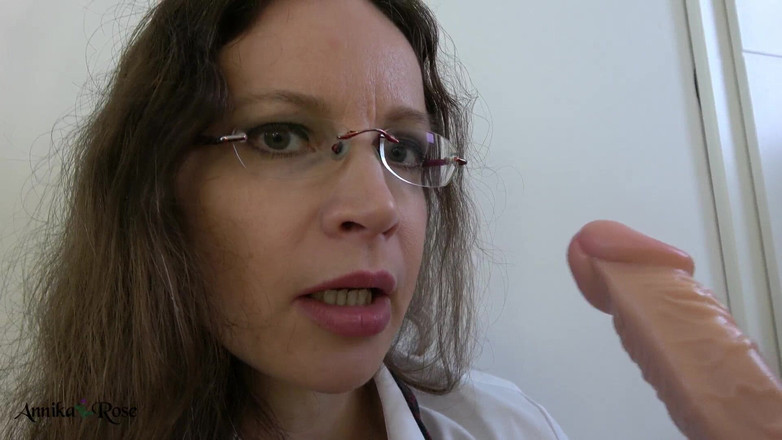 Annika Rose: 2 假阳具 3 #holes