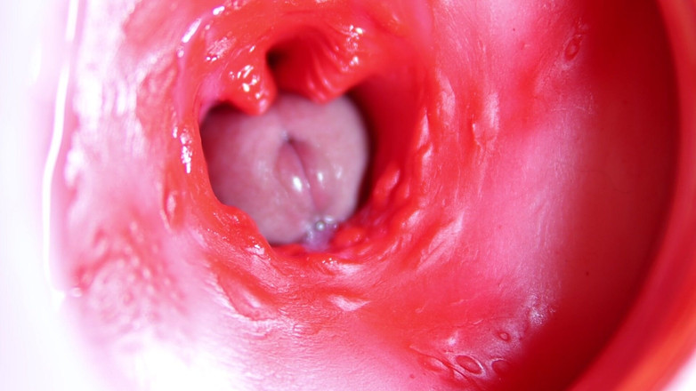 SEXY_GUYBEST: Duży czerwony kutas wewnątrz soczystej dziury może dać spermę w...
