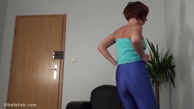 Kelly in spandex: Flexi in Spandex