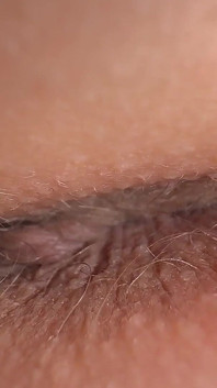 익스트림 애널 뷰: 새아빠가 내 후장 에 몇 마디 말했고, 조용히 방귀를 들었고 그가 애널을 돌진했다는 것을 깨달았다.