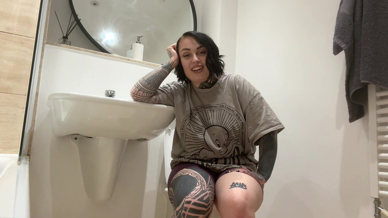 Miss Valentina: Potrzebuję sikania