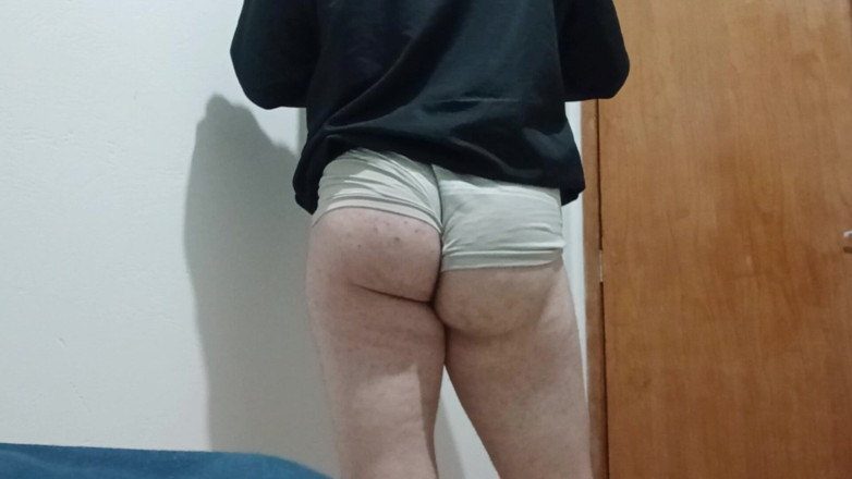 amateurbrazilian: Shaking the Big Ass After the Cup Game