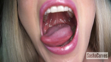 Sasha Curves: 披萨家伙被迷上并被吞噬