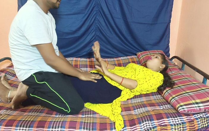 Sona bhabhi: सुंदर भारतीय देसी कॉलेज गर्ल अपने प्रेमी के साथ सेक्स की तलाश में है
