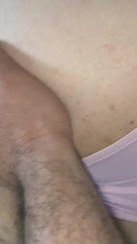 Mi esposa saudita chupa la polla y se la follan por el culo