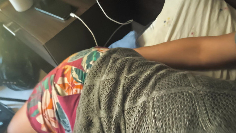 Moo DBOXXX: Esta madrasta solteira quer tirar meu esperma de mim a...