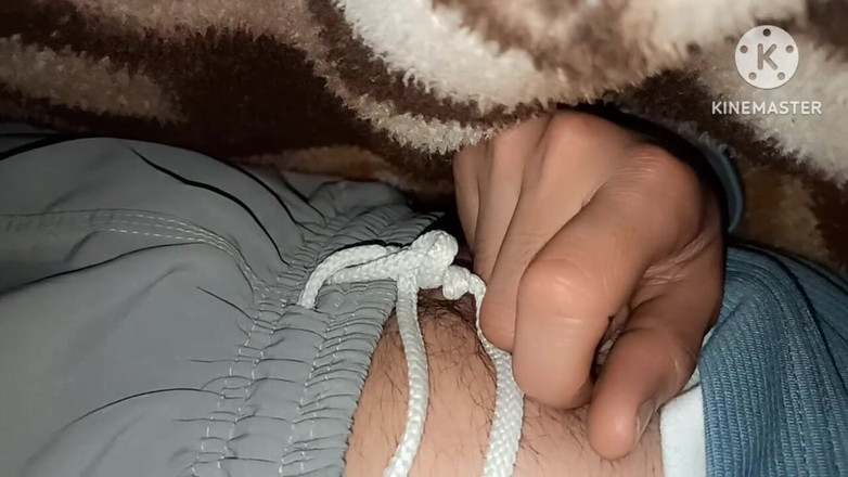 Desi__Panda: Omg spolubydlící velký monstrózní péro poprvé masturbuje