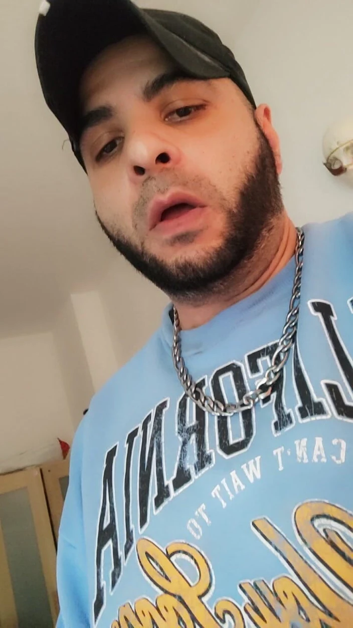 SmokedAlloy2: Mokré, páchnoucí ponožky, spodní prádlo. Ultra špinavá prasnice