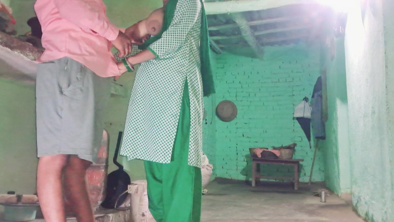 Trilokinath: Awek Kolej India dikongkek sangat keras oleh kawan abang tiri