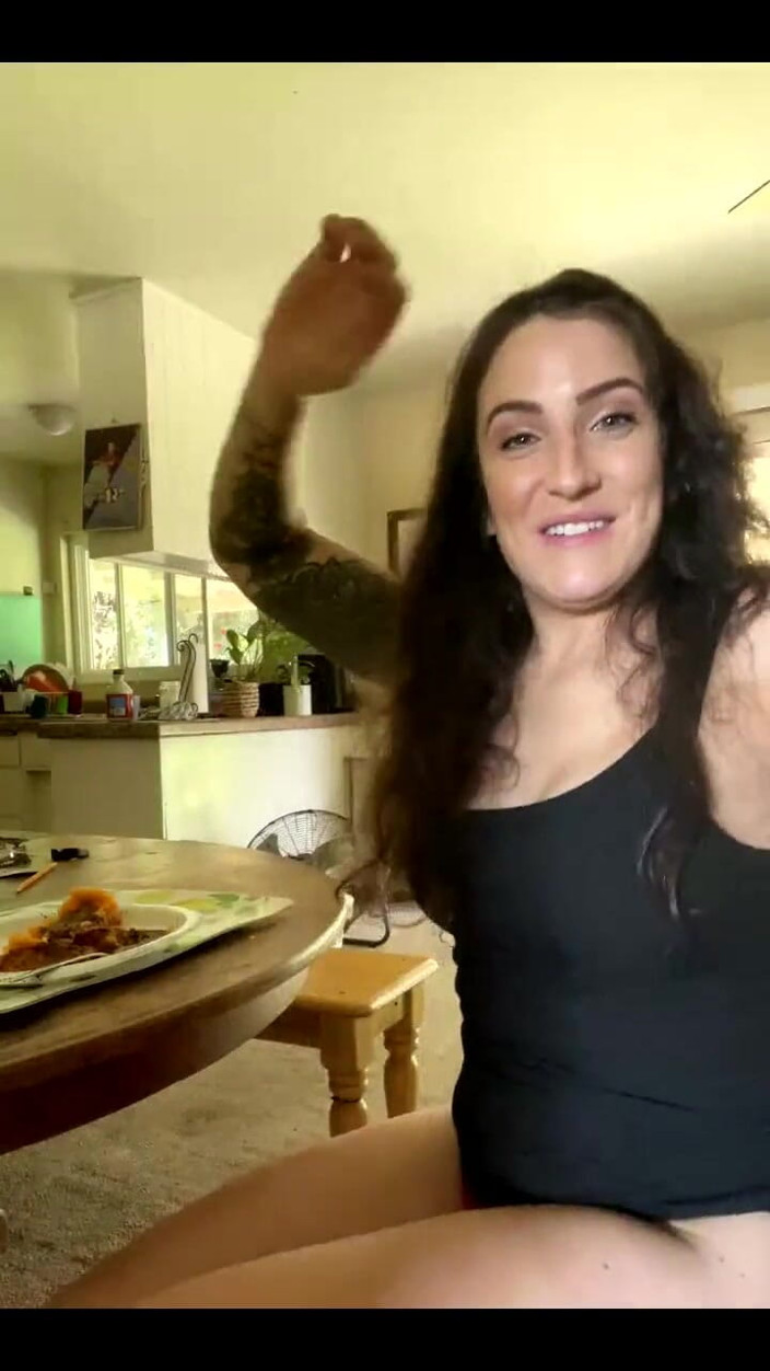 Hosanna Joy: My Second Ever Lunch Time Live!!