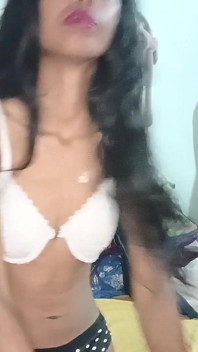Principal apne kamsin byaphrend ko uske sath itni jordar chudaee karne ke lie bulati hoon