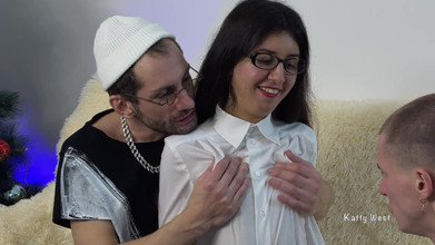 Katty West: Cuckold menjilat dan membersihkan pepek air mani isterinya selepas isteri...