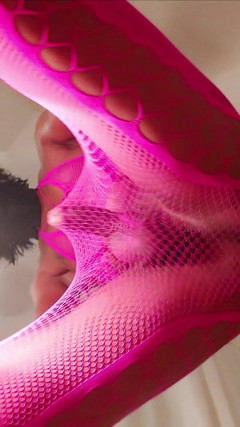 Milah CrossxxX: Milah En Fishnet Rose