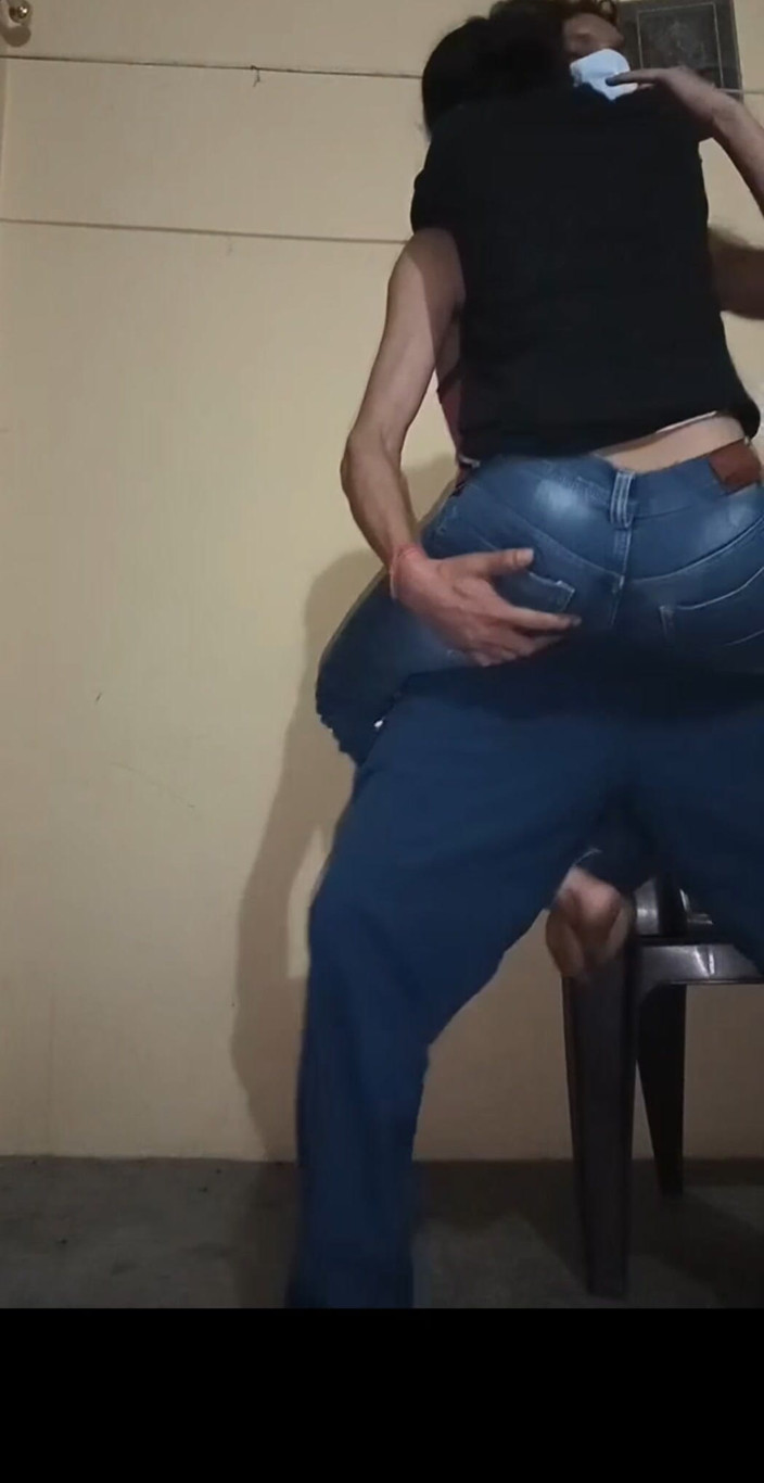sashaa: Romantika indických teen milenců