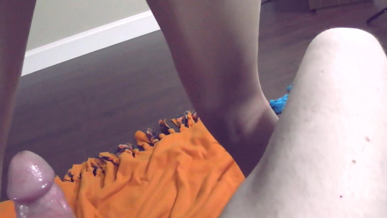 Average Joe xxx: Mysti Majik goes down on older guy