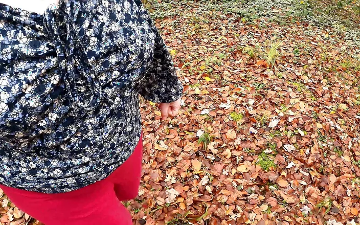 Bouncy Tits Action: Come Punish Your Tits in the Hiking Hut