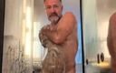 Daddy bear vlc: Stream time sous la douche