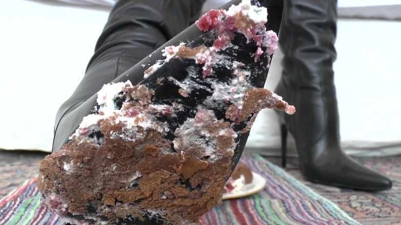 Lady Victoria Valente: Smoking Mistress and Delicious Dessert From Boot Soles, POV Clip,...