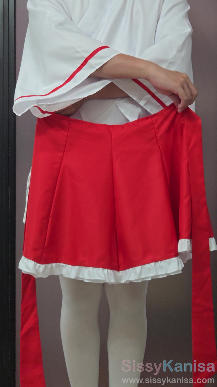 SissyKanisa: Kadın kılıklı kanisa kısa etek miko cosplay ep1: giyinme