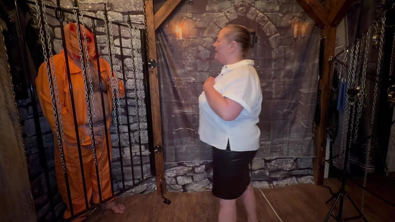 Aaexperiencesltd: Vychovatelka Whipass a prasečí péro