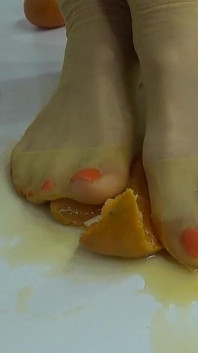 Calpeto Mandarini in Calze Di Nylon