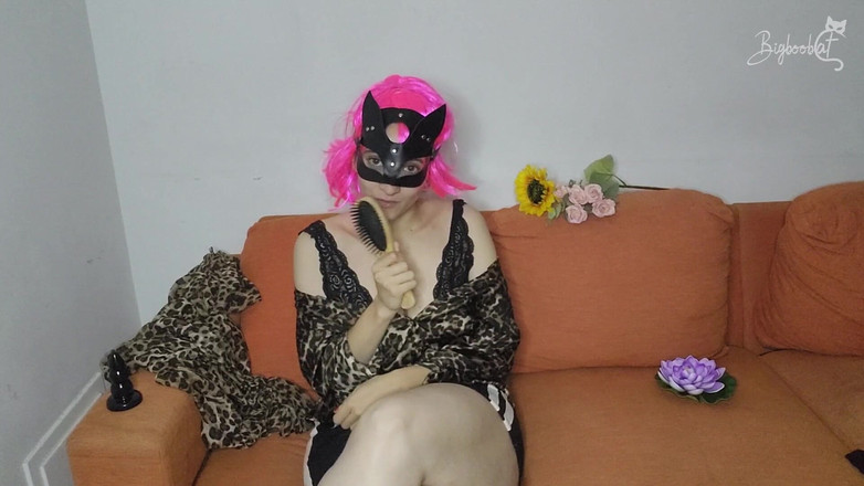 BigBoobCat: 在我的单人表演中享受我的天然巨乳和性感阴户面具