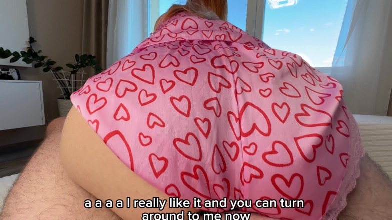 CumInMyMouthBaby: Nevlastní dcera prosí nevlastního otce, aby jí ošukal těsnou kundičku...