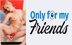 Only for my Friends: Jewels West'in ilk pornosu küçük yumuşak memeli bir sürtük seks...