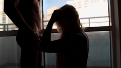 Chokobanana: Teman sekamar bercinta di depan balkon - semua orang bisa melihat!