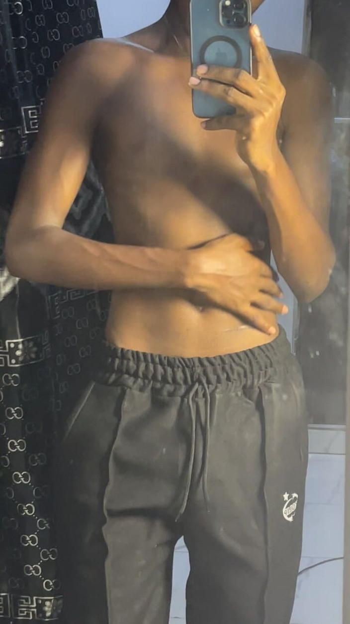 Aded-Toxic: Slim Twink com BBC 2