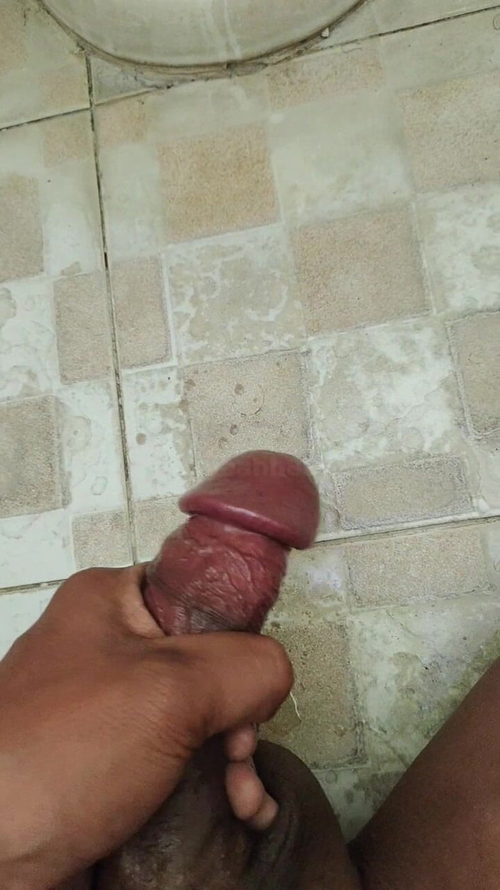 Penjilat: 这次我的新视频我想洗衣服，但我的食欲开始出现，最后我摇晃我的鸡巴