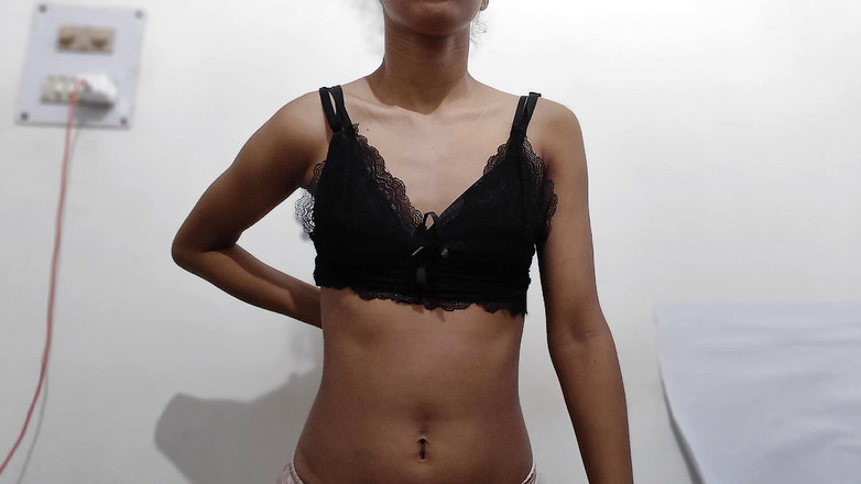 desigirl93: Wanita cantik lagi pamer tubuh aduhainya di sini!