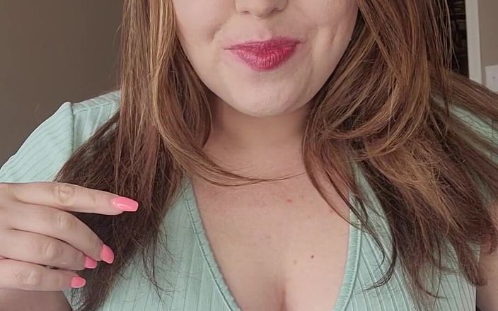 KinkyKatie: Я була такою повією, коли була економкою! Ти б дав мені спеціальний чайові по всьому моєму обличчю?