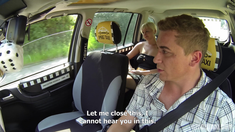 Czech Taxi: प्राकृतिक चूत गीजर