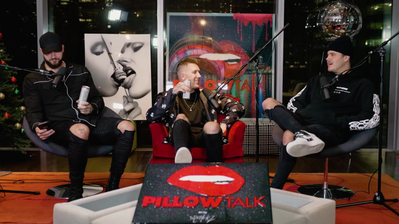 Pillow Talk: Brad Sousa fragt Jake Paul, wie sein D * ck schmeckt !! (tana...