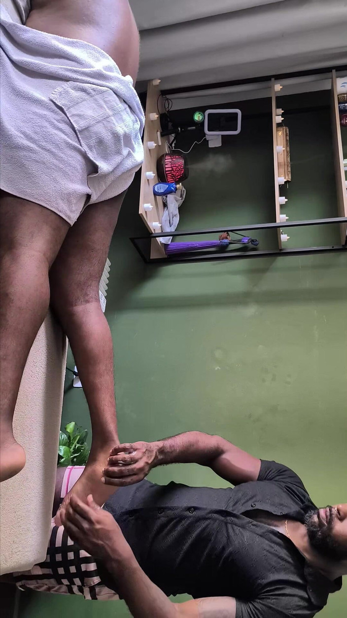 TheBlacKHunterr: Massage relaxant sur glace