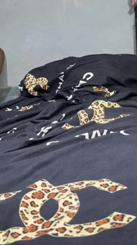 Nós dois fodemos nosso pastor enteado em seu apartamento depois dos ensaios
