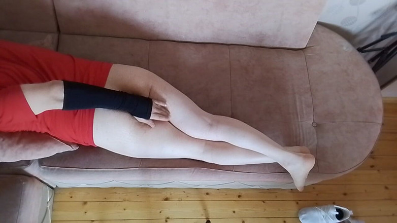 Kitty_Cross: Pelle liscia e pensieri peccaminosi